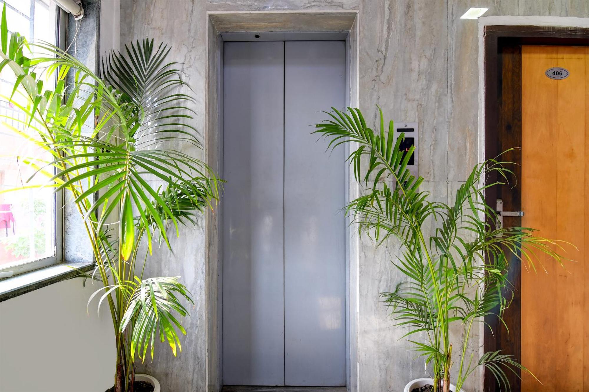 Hotel Q Inn Kolkata Luaran gambar